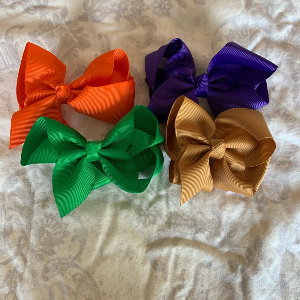 4 piece Bow Bundle 🎀